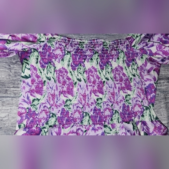 WAYF Puffed Sleeves Floral Satin Crop‎ Top Size Small - Picture 9 of 14